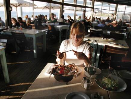 מאנטה ריי, מסעדת חוף מאנטה ריי, מסעדת חוף