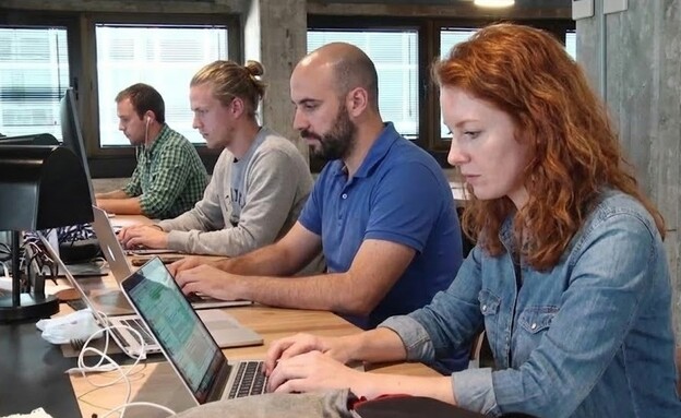 המשרות החדשות ב-AI (צילום: gemini)