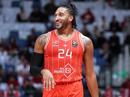 היריבות יהיו צעד מאחור (אלן שיבר) (צילום: ספורט 5)