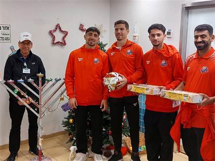 (הפועל חיפה) (צילום: ספורט 5)