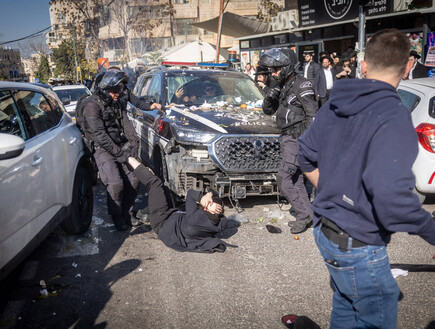 התחיל בדוח – והסתיים בעשרות פצועים: אובדן שליטה בי-ם