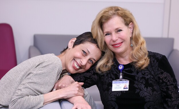 פרופ תמר ספרא ויונית המטופלת שלה