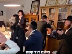 השוטרים הצבאיים "ברחו", העריקים חגגו