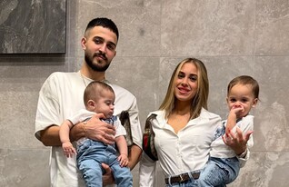 אושר אלקיים עם משפחתה (צילום: אלבום פרטי)