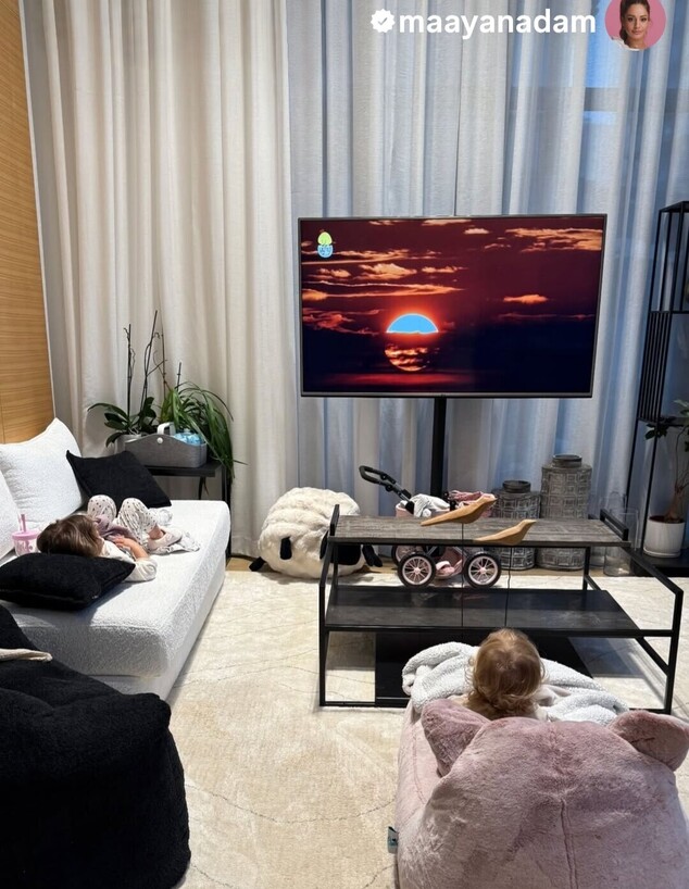 מעיין אדם מציצים