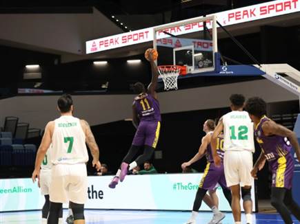 ברוקס ריחף לטבעת כמה פעמים טובות ומהנות (FIBA)