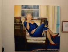 קלינטון מככב, טראמפ בקושי מוזכר: מסמכי אפסטין נחשפים