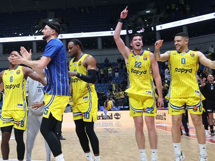 sportFive1646953 sportFive1646953