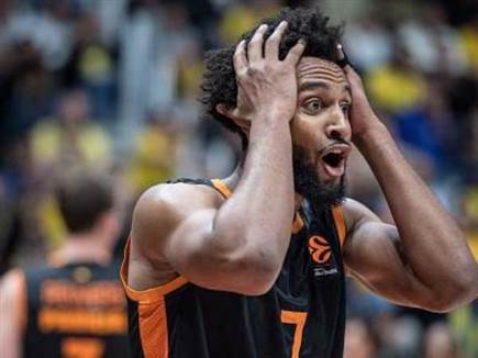 "הקהל העוין והשיפוט הכריעו". קי (GETTY) "הקהל העוין והשיפוט הכריעו". קי (GETTY)