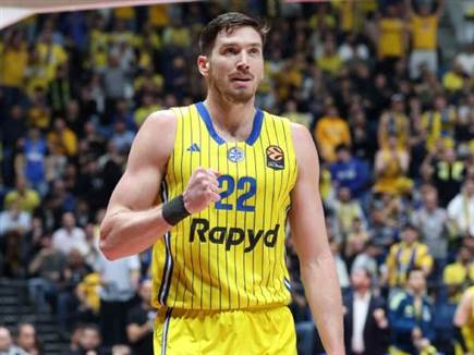 ליף. שיפור ממשחק למשחק (דני מרון) (צילום: ספורט 5)