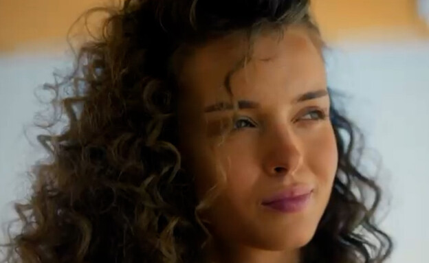 אנה זק אנה זק