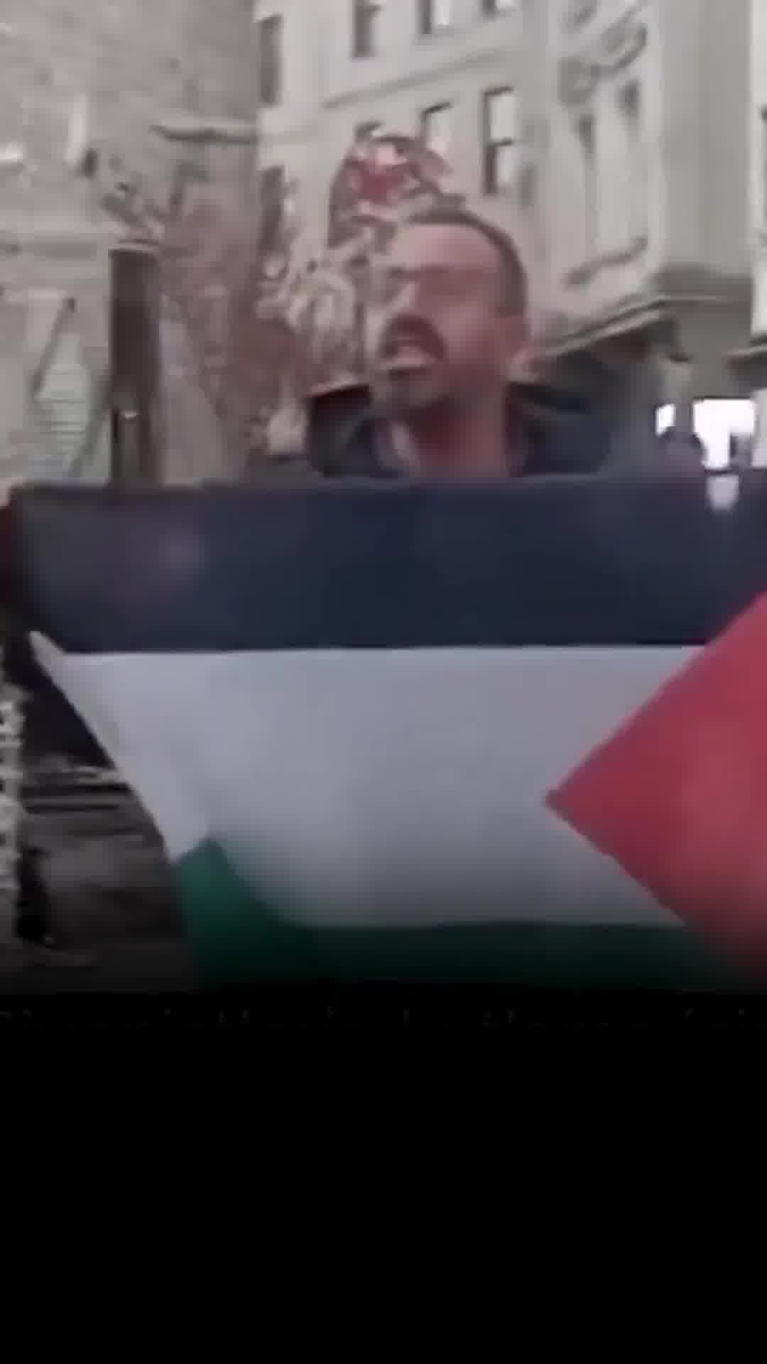 ''הציונים האלה, שיעזבו את המדינה'': יהודים הותקפו בדרך להדלקת נרות באיסטנבול, טורקיה