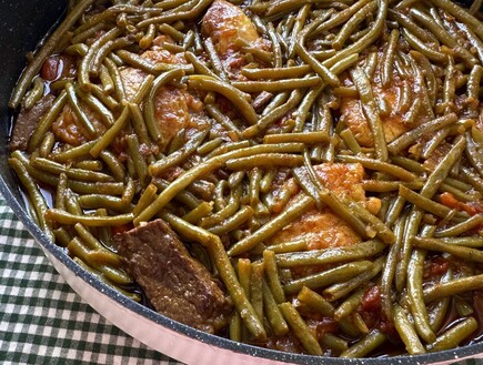 תבשיל שפונדרה עם שעועית ירוקה