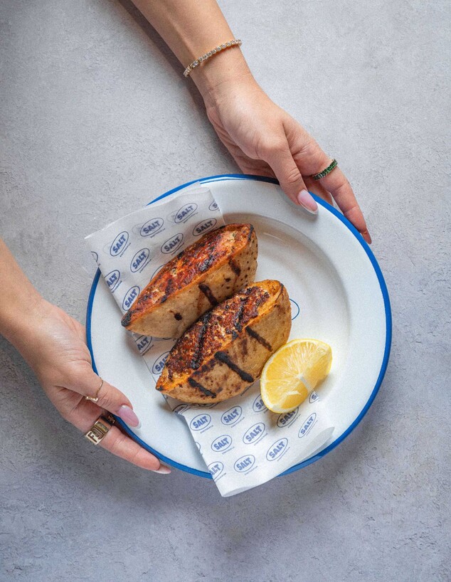 סאלט החדשה של עלאא מוסא. עראיס דגים