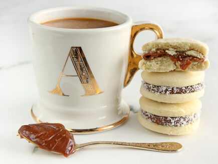 אלפחורס של ענבל לביא