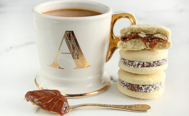 אלפחורס של ענבל לביא