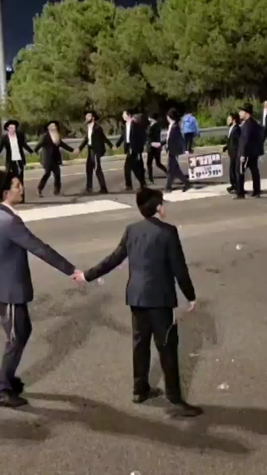 ההפגנה בכביש 4 לכיוון צפון, סמוך לצומת גהה