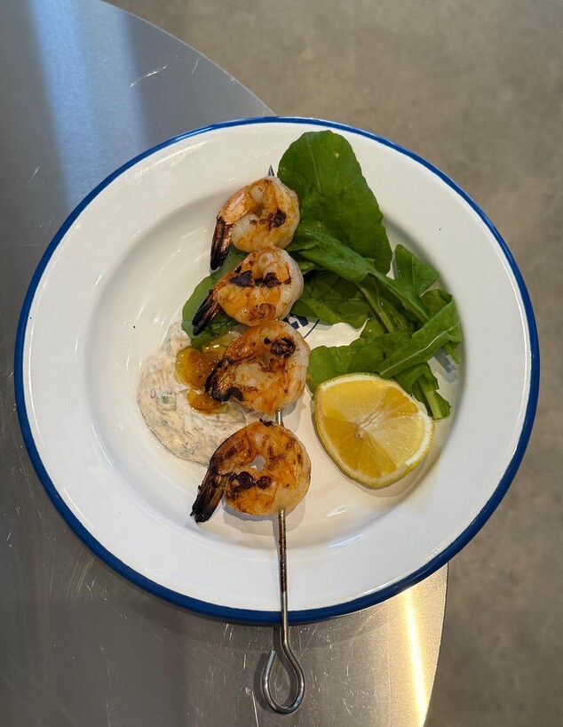 שיפוד שרימפס. סאלט