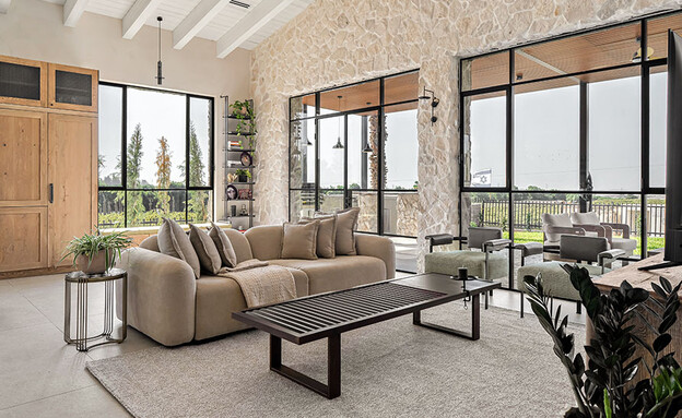 בית במושב תקומה אדריכלות עמית צור עיצוב פנים 