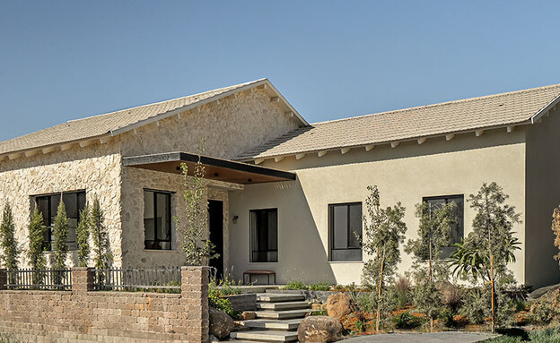 בית במושב תקומה אדריכלות עמית צור עיצוב פנים 