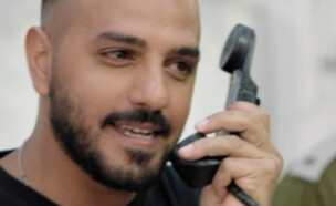 איתי לוי וחיילי צה"ל (צילום: דובר צה"ל)