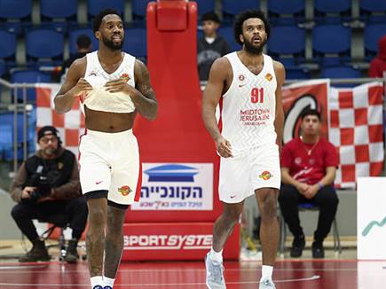 האורחים לא מצאו תשובות ופתרונות (דני מרון)