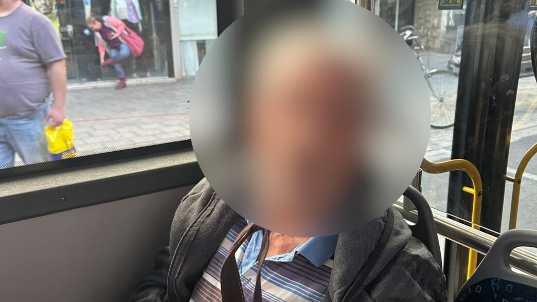 עלתה לאוטובוס והוטרדה: 