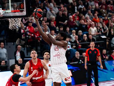 ומה עוד נגיד על האיש הגדול - דן אוטורו (הפועל IBI תל אביב)