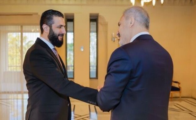 שר החוץ הטורקי הקאן פידאן נפגש עם נשיא סוריה