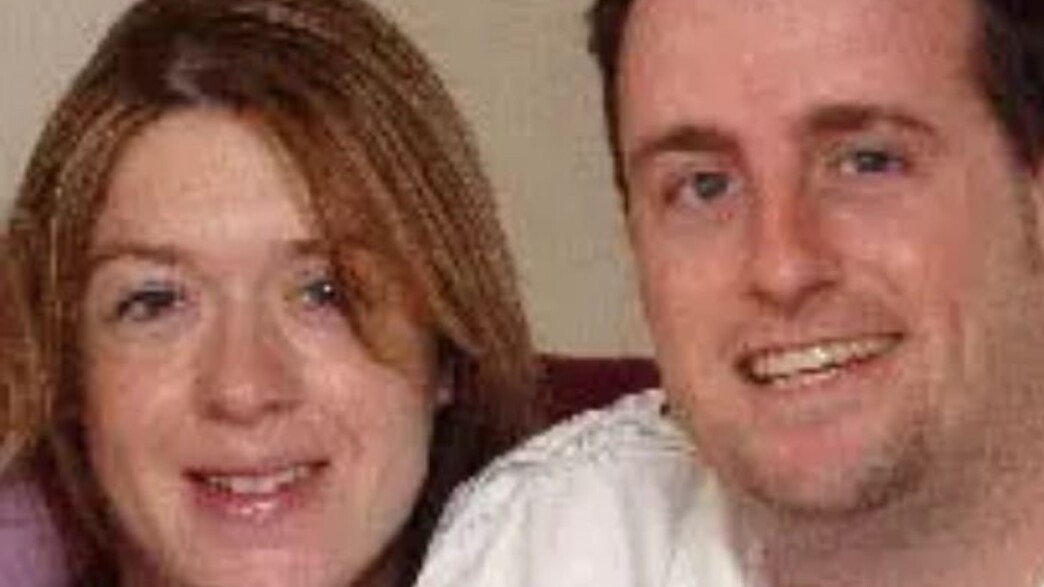 פיליפ יאנג וגרושתו ג'ואן