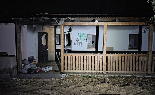 אחד מהבתים הפגועים בחולית