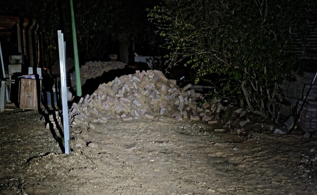 השבילים המפורקים בחולית