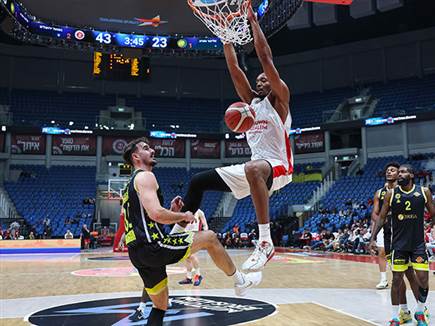 וויילי. דומיננטי מתחת לסלים (לירון מולדובן)