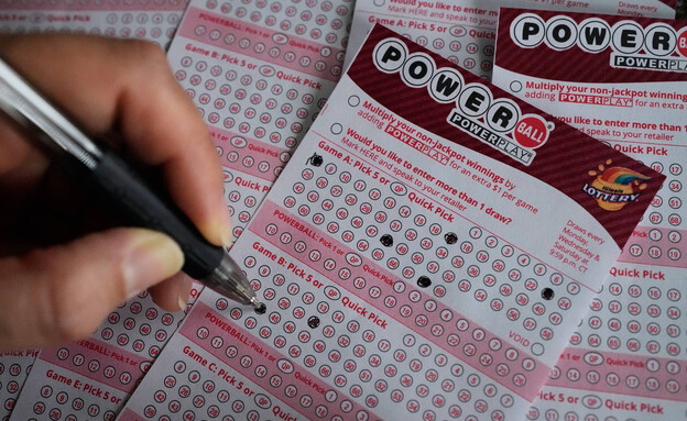 אמריקני זכה ב-1.8 מיליארד דולר בלוטו