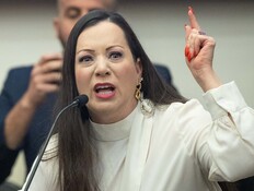 "פושעת. שקרנית": המתקפה של הח"כיות על קרובת החטוף