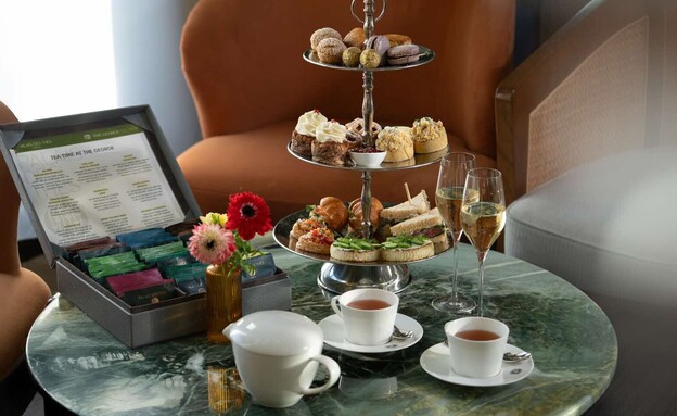 שעת תה בלופט