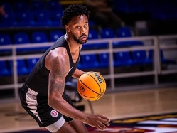 (FIBA) (צילום: ספורט 5)