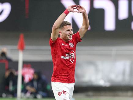 ואז נכנס רוין קורין, שתרם צמד ובישול (אלן שיבר)