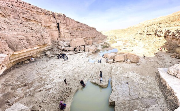 גב ילק מבט מהכביש - מלמעלה 