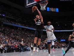 Bart Young/NBAE via Getty Images (צילום: ספורט 5)