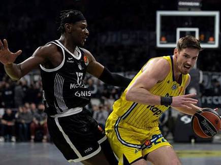 משחק נפלא לליף שממשיך בגרף השיפור (Credit: Maccabi Rapyd Tel Aviv)