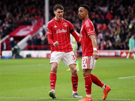 האצ`ינסון השווה זמנית (Photo by Michael Regan/Getty Images)