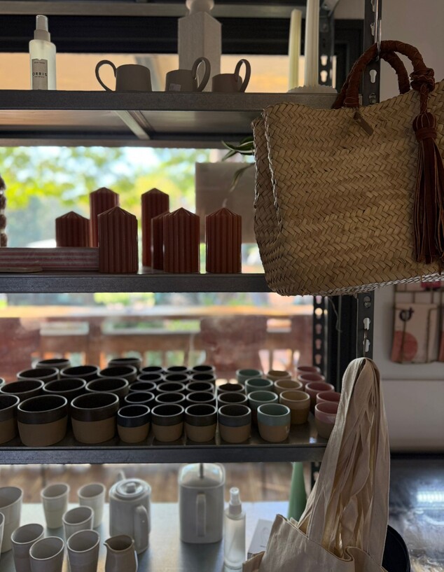 מרצ'נדייז לקנות הביתה. סלואו דיינינג