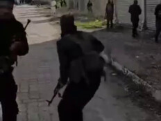 עימותים אלימים - קילומטרים מגבול ישראל: "השמדה שיטתית"