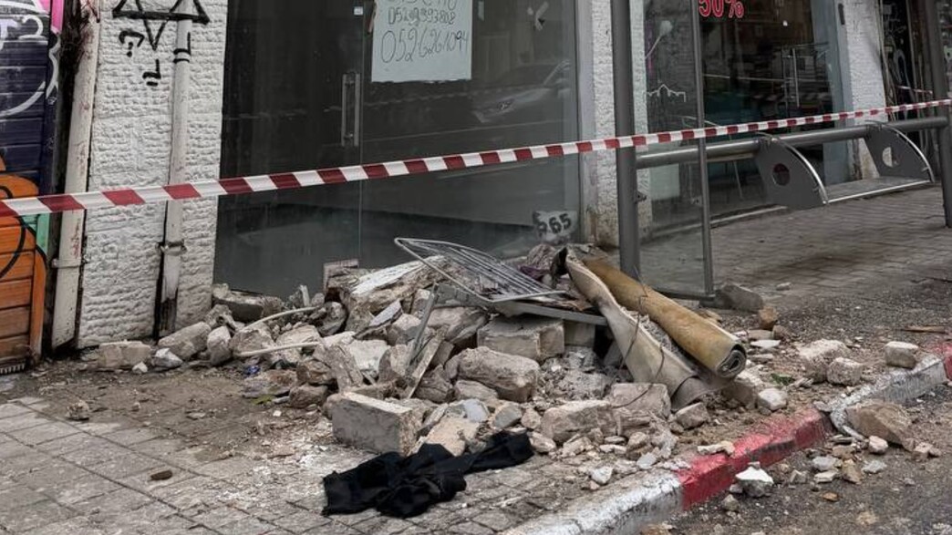 קריסת מרפסת בתל אביב