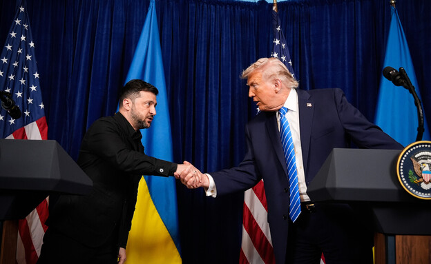 זלנסקי וטראמפ במסיבת עיתונאים בפלורידה