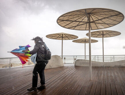 אחרי האובך: הטמפרטורות יורדות - וגם הגשם חוזר
