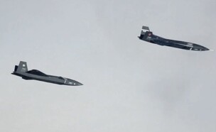 כלי הטיס המתקדמים שחשפה טורקיה (צילום: BaykarTech)