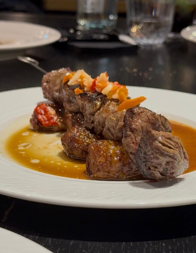 שיפוד נתח קצבים. The View