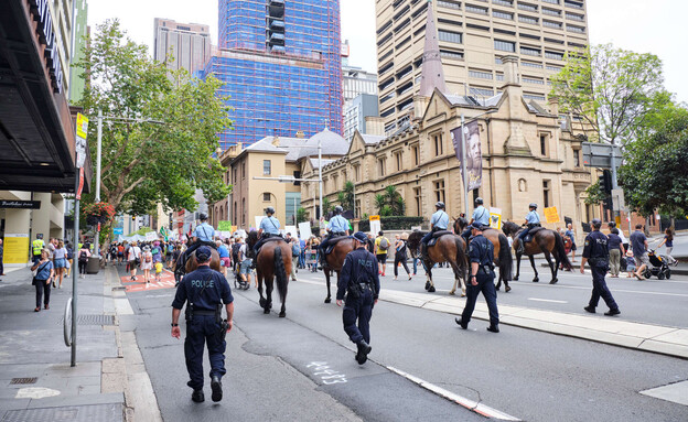 שוטרים ברחובות סידני אוסטרליה